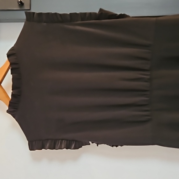Vince Camuto black dress - Picture 4 of 4